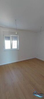 PAG-Mandre, apartmán 71m2 v novostavbe, s výhľadom na more  - 4