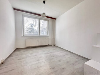 Prenájom 3-izbového bytu na Jakobyho ulici – 75 m², loggia - 4