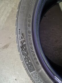 Predam zimne pneu 235/45 r18 - 4