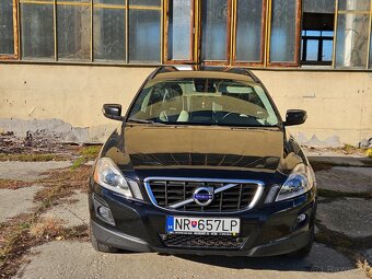 Servisovane Volvo XC60 D5 AWD - LACNO - 4