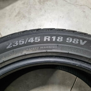 Zimné pneumatiky 235/45 R18 KUMHO DOT1417 - 4