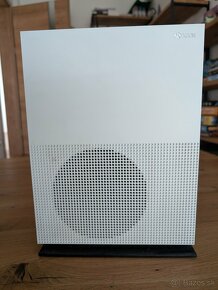 Xbox One S 500 GB - 4