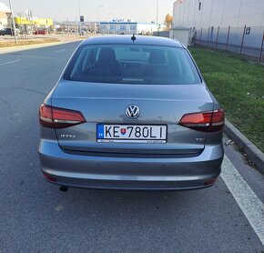 Volkswagen Jetta 1.2 TSI Business Comfortline - 4