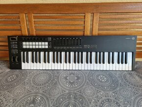 Novation Launchkey 61 MK3 MIDI keyboard - 4