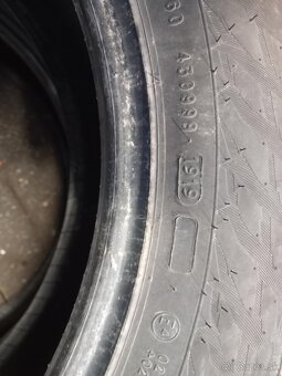 Pneumatiky zimné 2ks - NOKIAN 215/60/R17 - 4