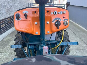 Kubota B7000 4x4 diesel + malá vlečka - 4