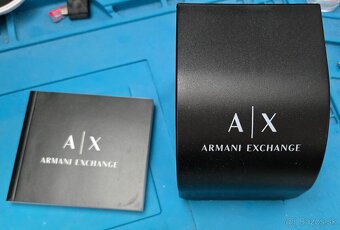 Armani Exchange - 4