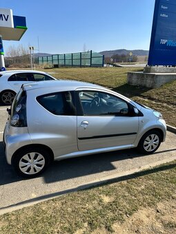 Predám Citroen C1 rv.2009 50KW - 4