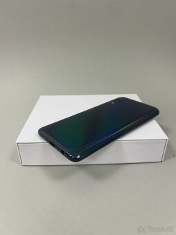 Samsung Galaxy A40 64GB Blue - 4