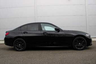 BMW Rad 3 320d 140kw, All Black, kamera, Adaptívny podvozok - 4