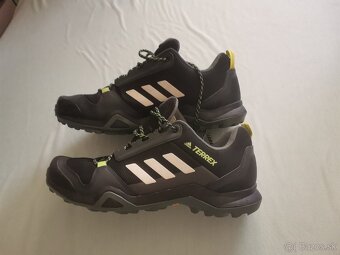 Adidas TEREX Continental - 4