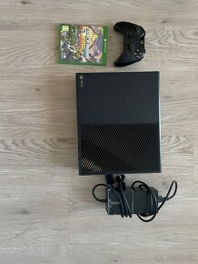 Xbox one 1TB - 4