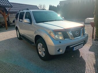 Predám Nissan Patfinder 2.5 dCI MT6 7- miestny - 4