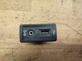 USB AUX konektor - 4