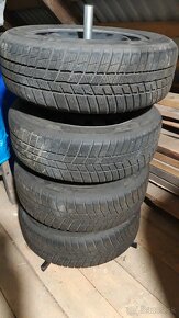 Zimne pneu 185/60 R15 - 4