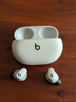 Beats Studio Buds – biele - 4