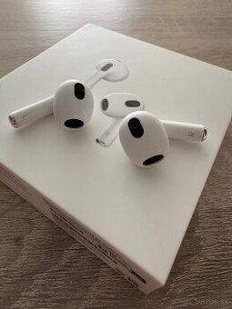 Apple Airpods 3 (3. generácia) - 4