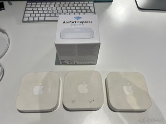 Apple AirPort Express - 4