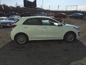 Kia Rio GOLD  11 400 € - 4