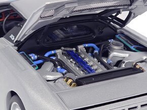 Bugatti EB110 GT 1:18 AutoART - 4