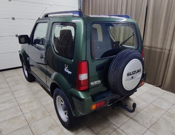 4x4 benzín Suzuki Jimny 2014