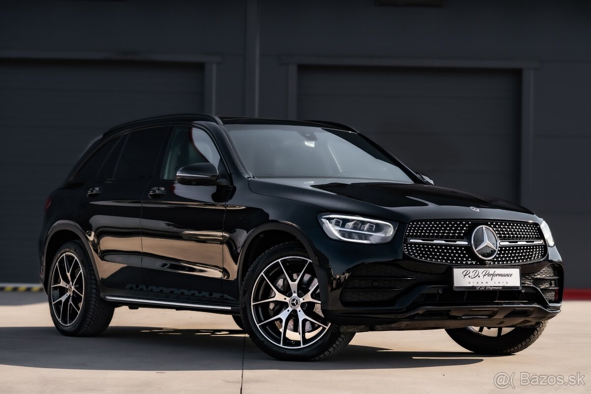 Mercedes-Benz GLC 300d 4Matic AMG Line / Dark Night Edition