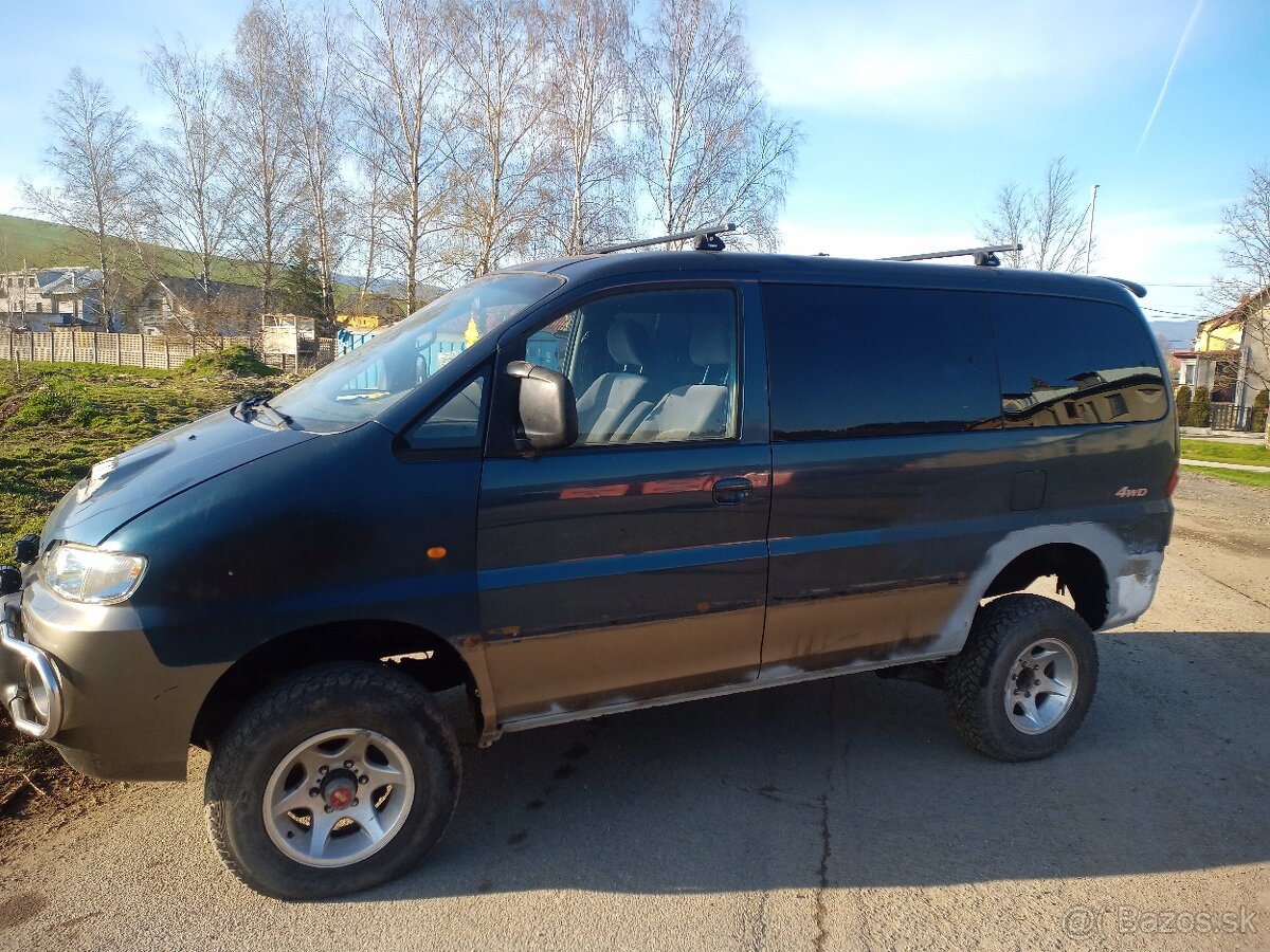 Hyundai Starex H1 4x4 - osobna verzia