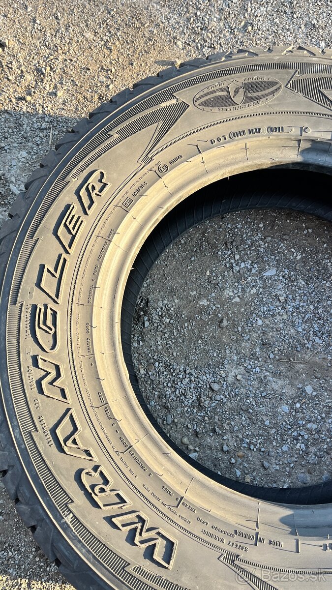 ⚫️univerzálne offroad pneu 245/75 r17