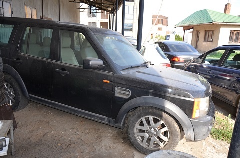 Land Rover Discovery 2.7 TDV6 S A/T, náhradné diely