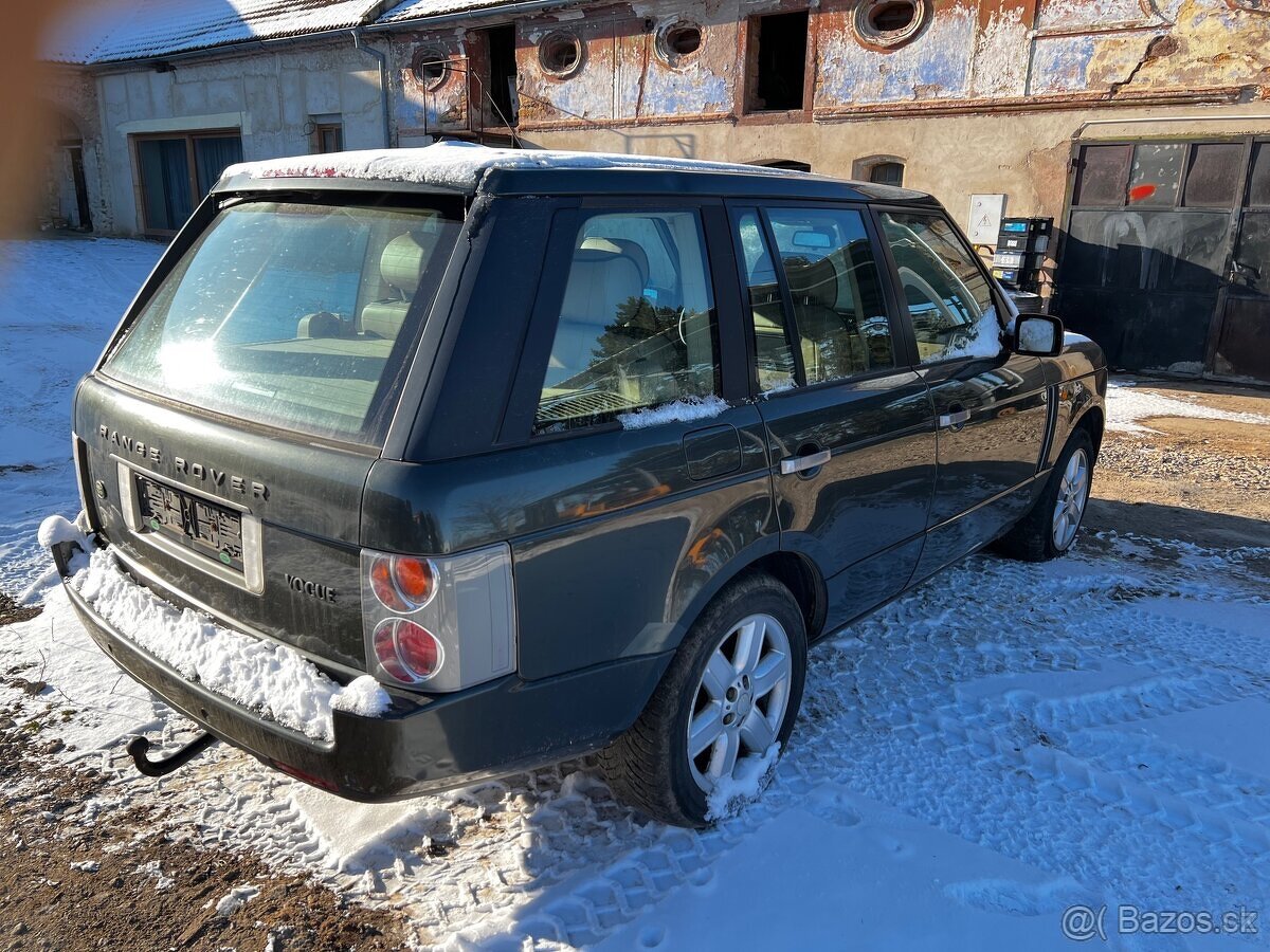 Range Rover Vogue 4.4i 210kw