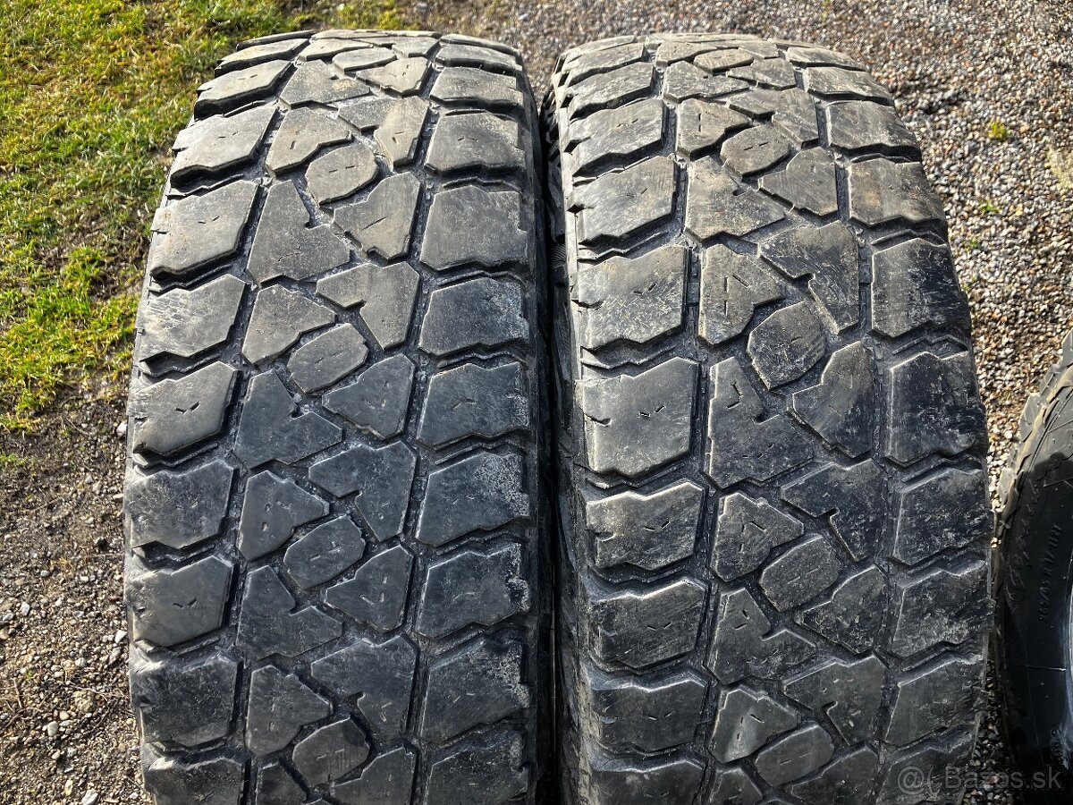 Pneu Kumho 245/70 r17