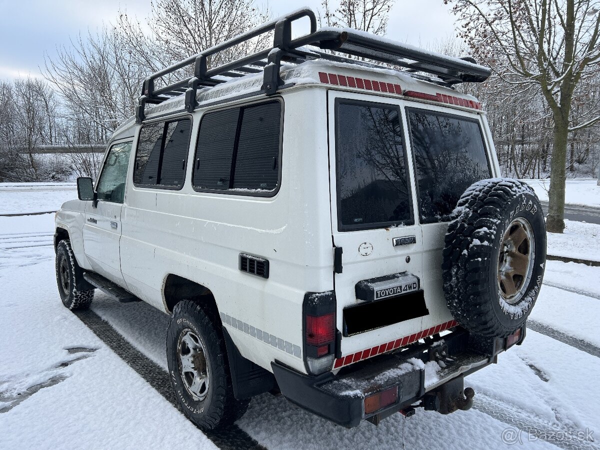 Toyota Landcruiser HZJ 78, 4x4, tažné 3500 kg