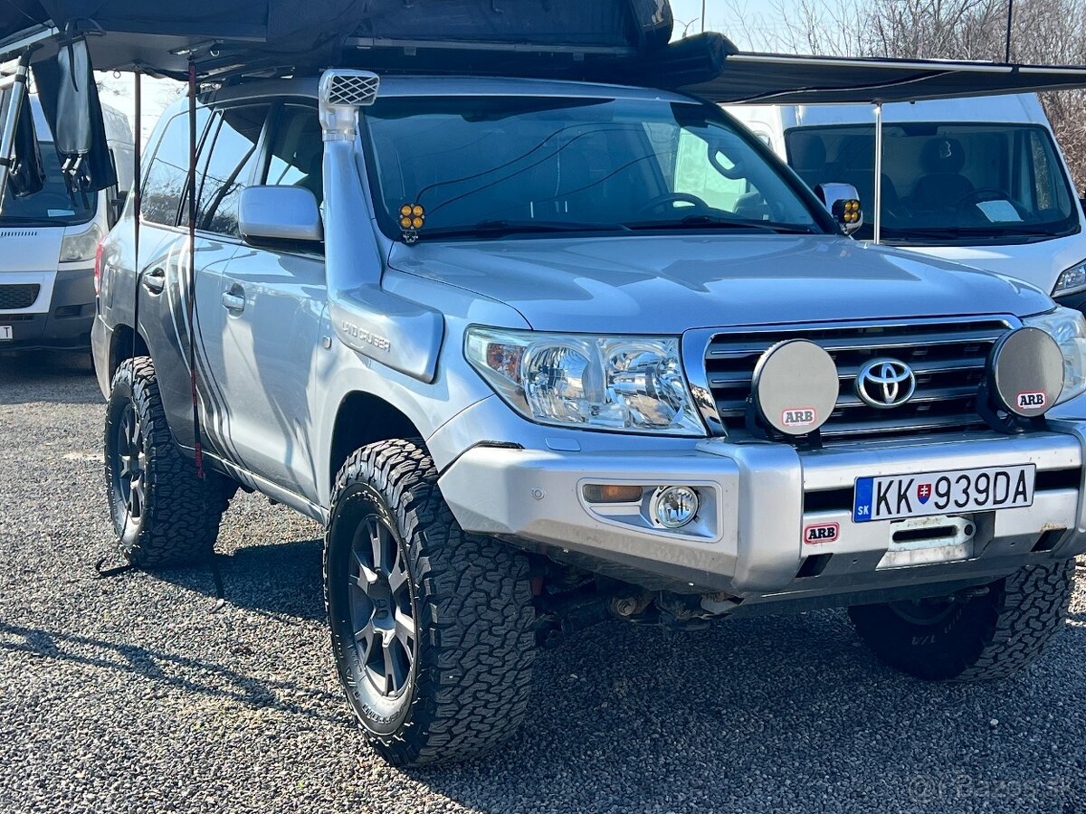 Toyota Land Cruiser 200 D4D