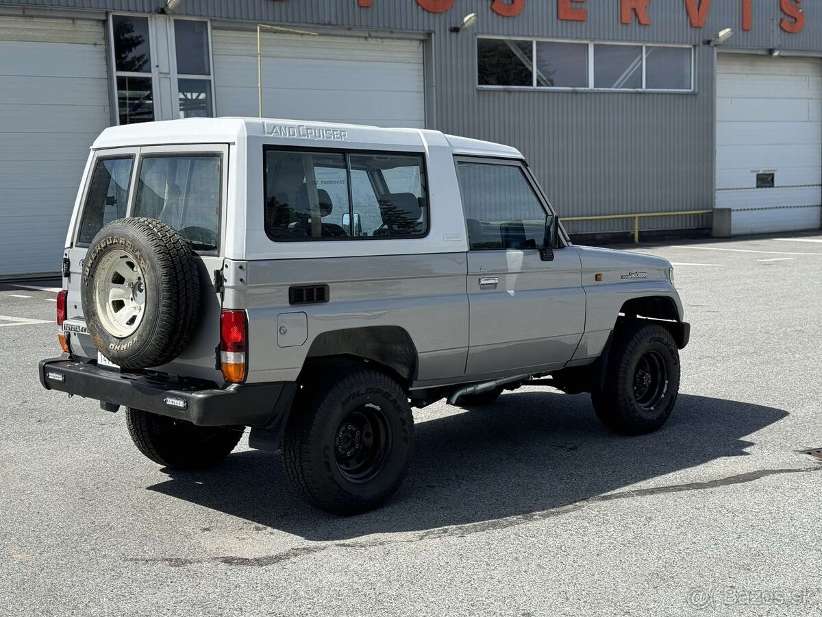 Toyota Land Cruiser KZJ 73