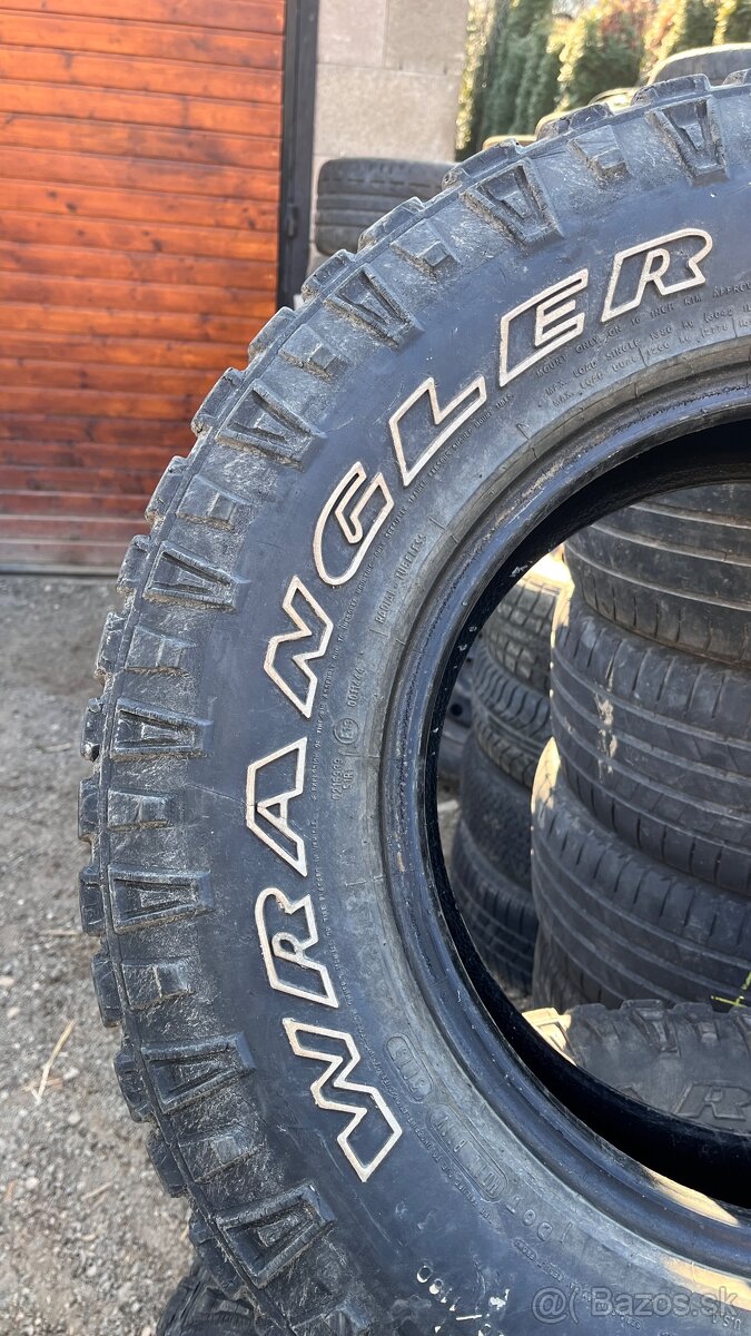 ⚫️Univerzálne offroad pneu 245/75 r16