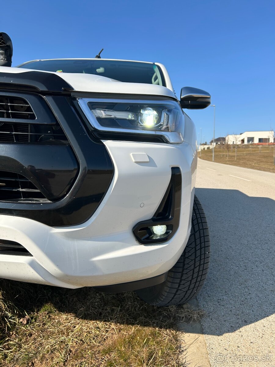 Toyota Hilux 2.8;150kw automat.