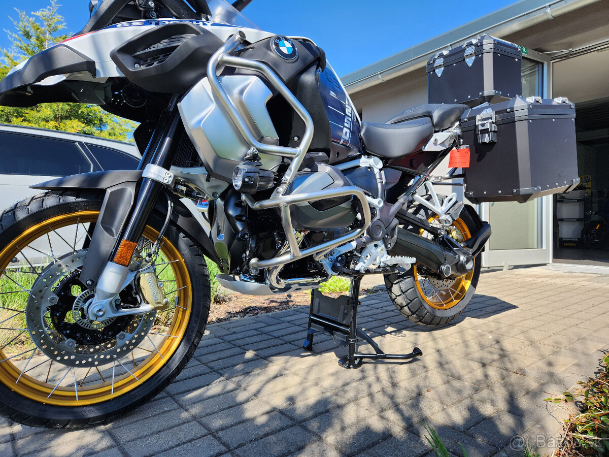 BMW R  1250 GS Adventure téměř nová