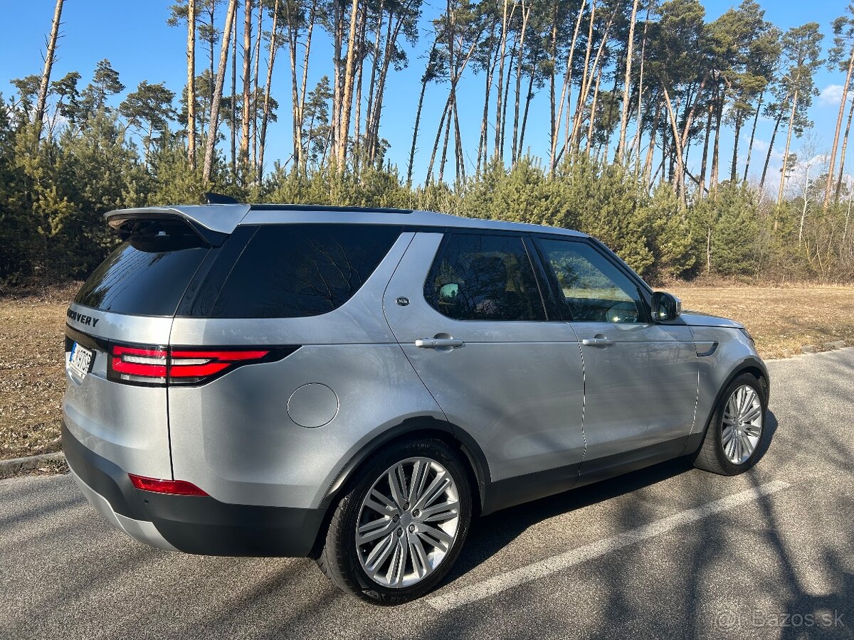 Land Rover Discovery 5