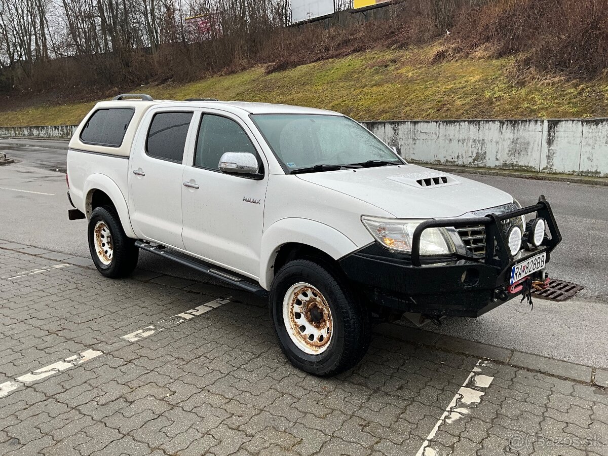 Toyota Hilux 3.0 D-4D 126 Kw M5 4x4