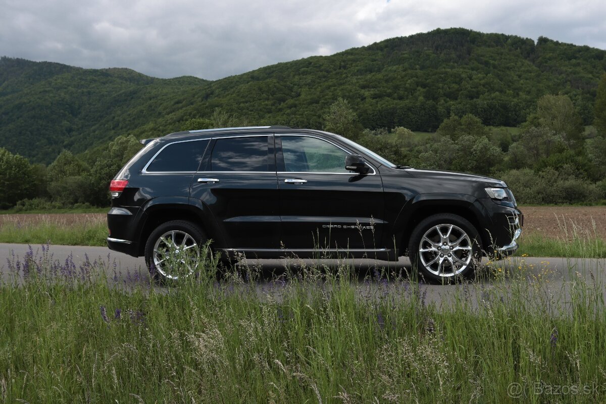 Jeep Grand Cherokee Summit edition 3.0