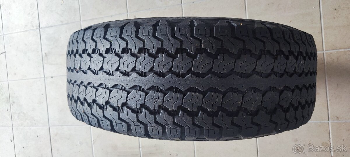 Goodyear Wrangler 265/65R17