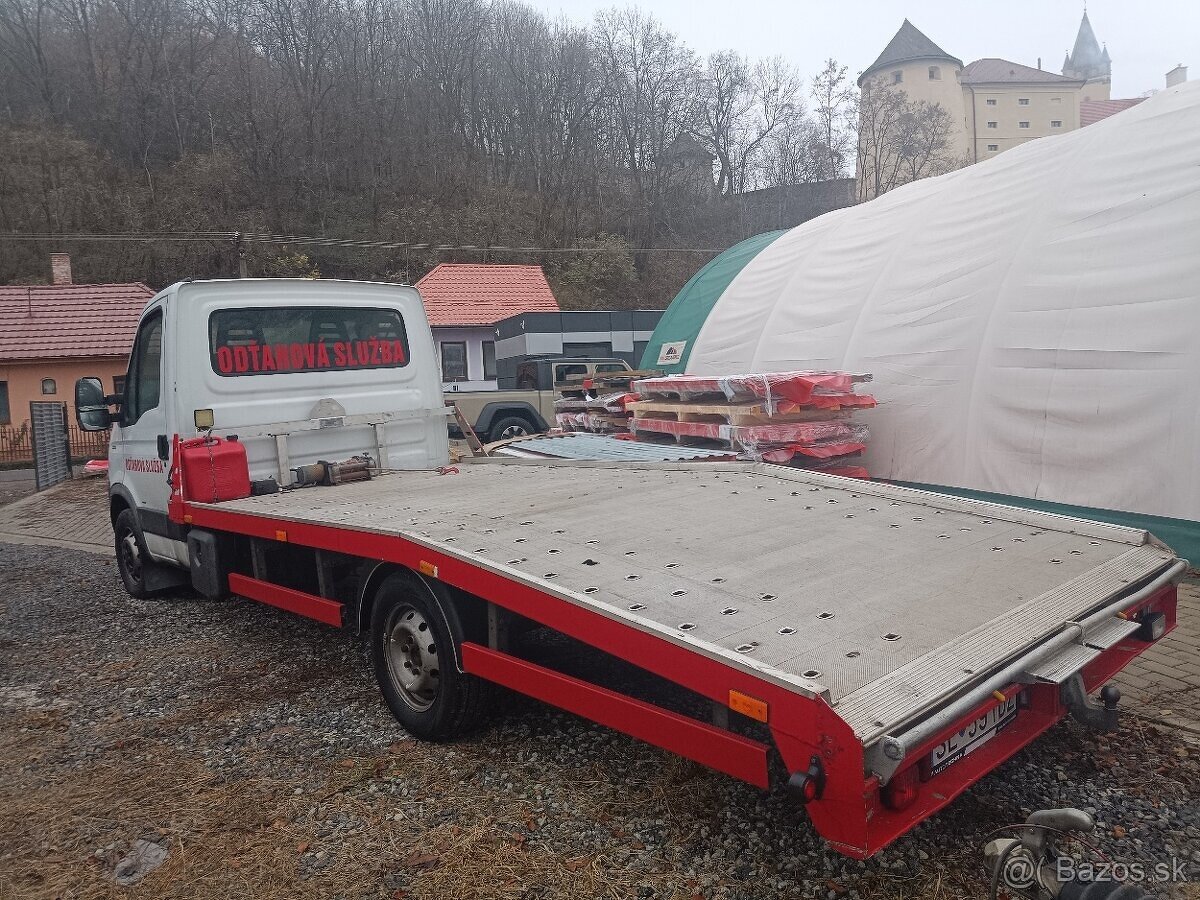 Iveco Daily odťahový špeciál