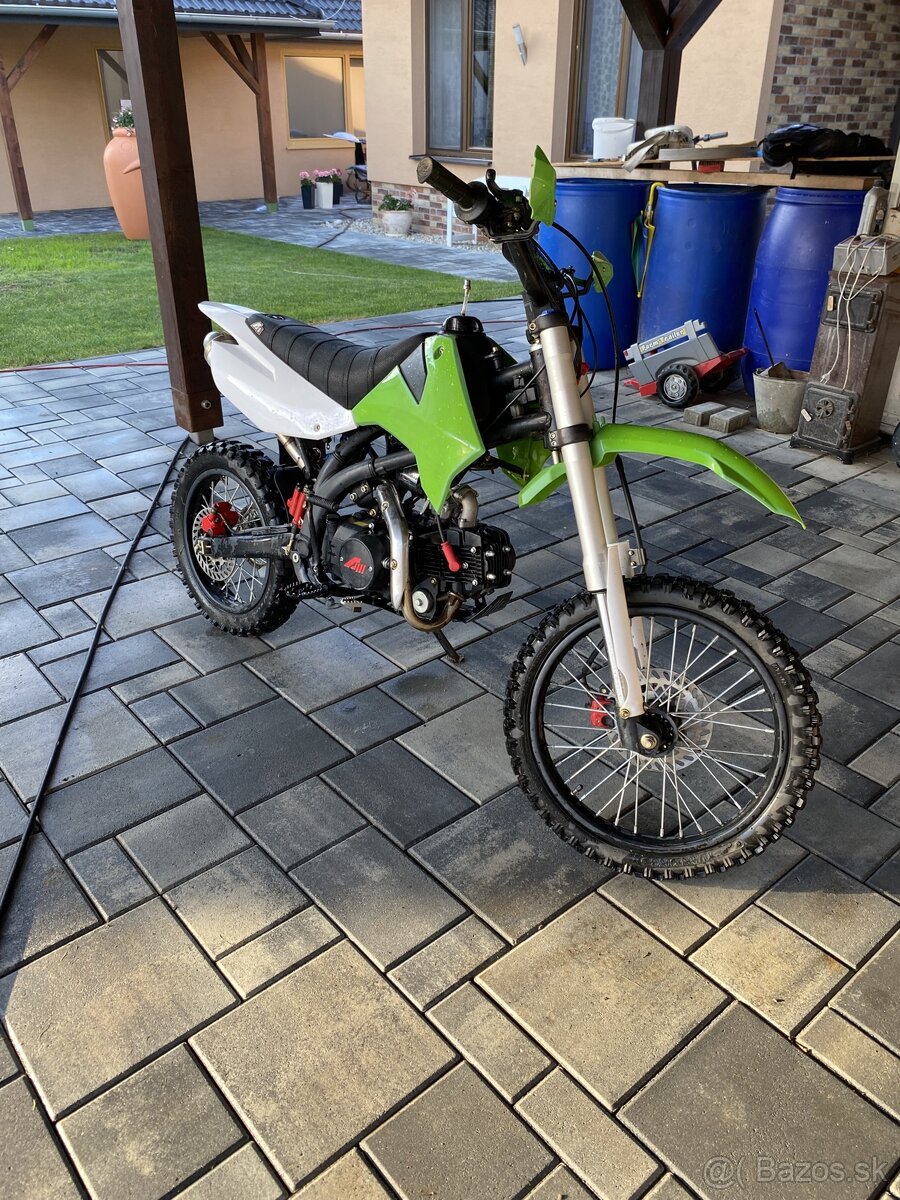 Pit bike 125