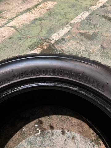 Predam pneu 255/60 R18