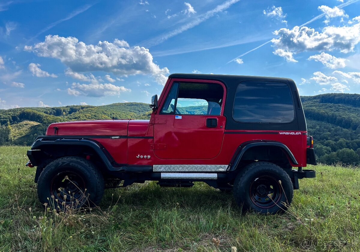 Jeep Wrangler 2.5 Benzín 90kw, 5MT TOP STAV