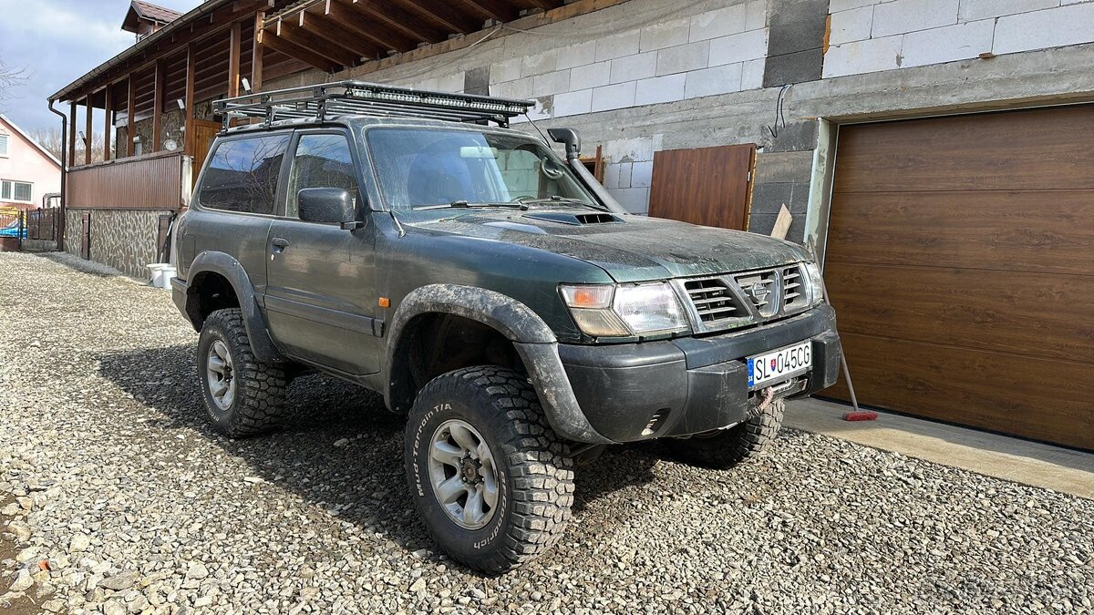 Nissan Patrol Y61 2.8