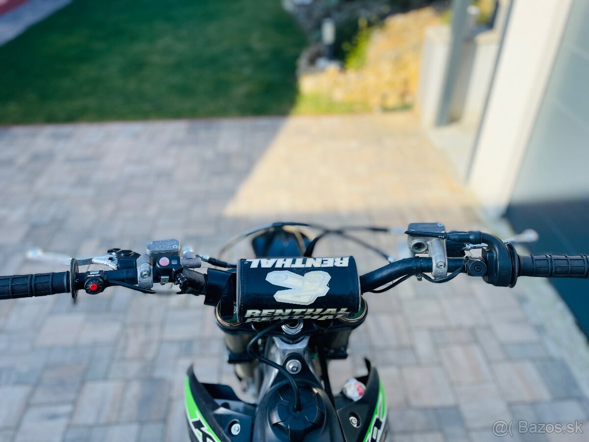 Kawasaki KXF 250, 2022