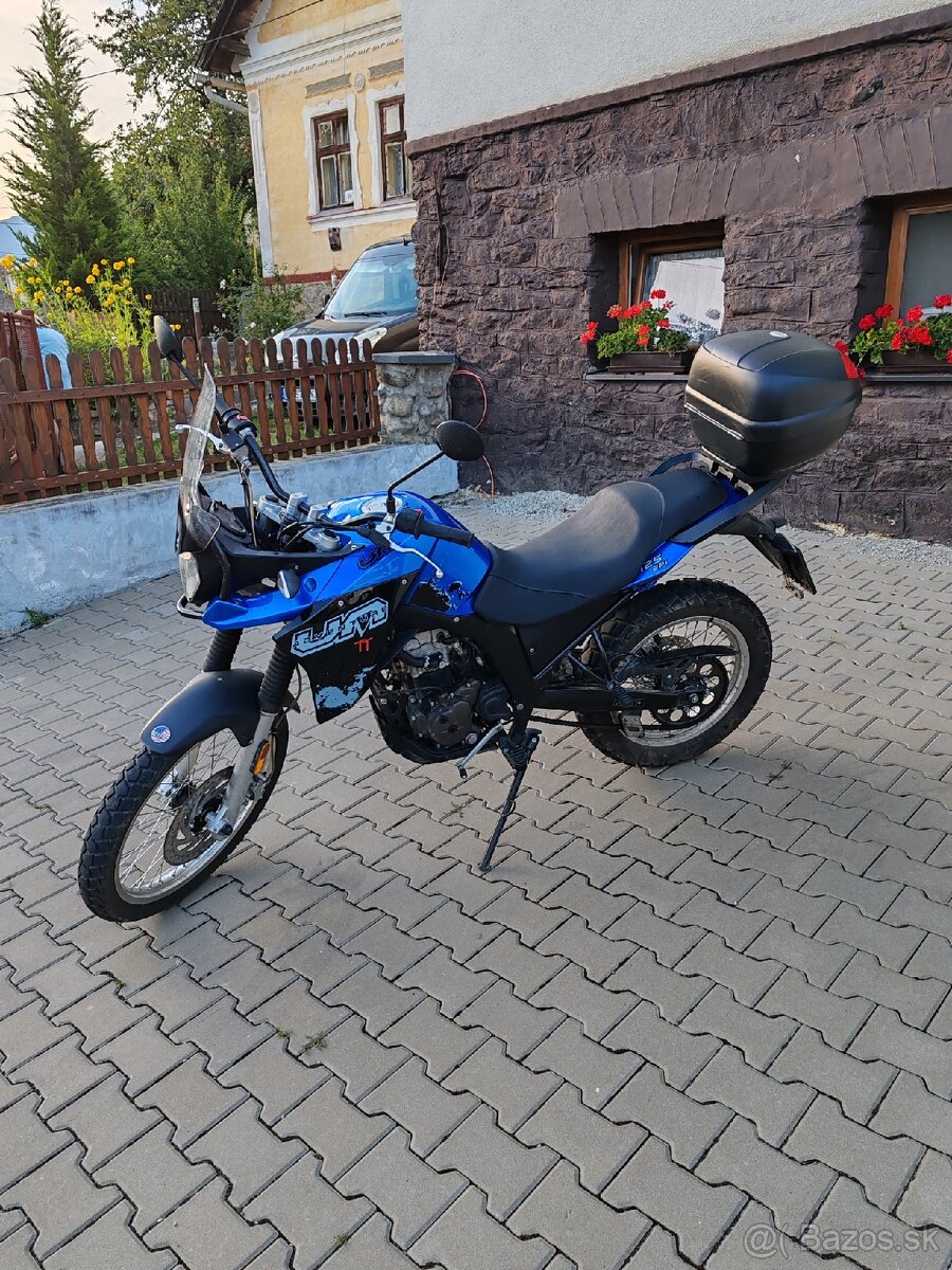 Um dsr adventure tt 125