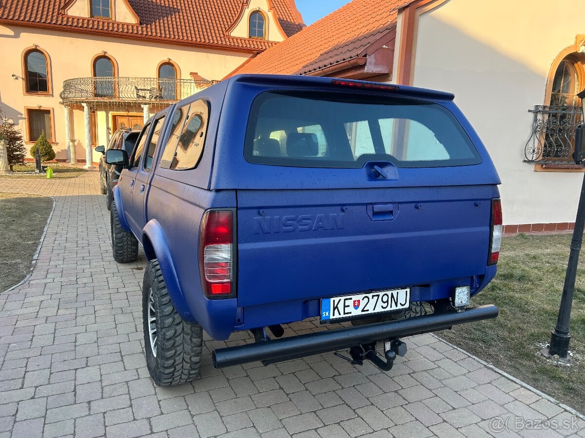 Nissan Navara 2.5 TD D22