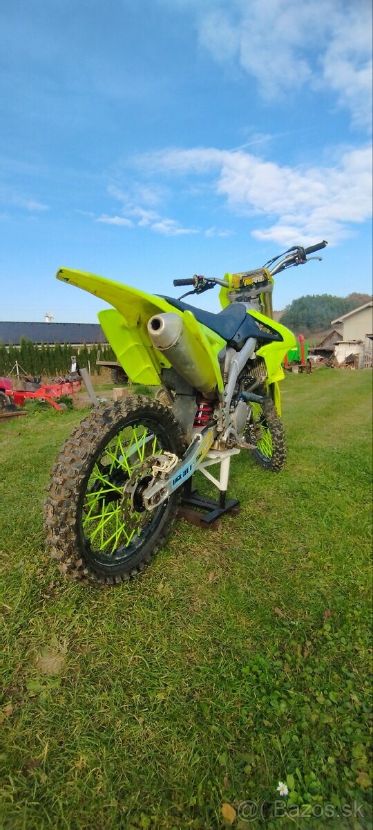 Suzuki rmz 250